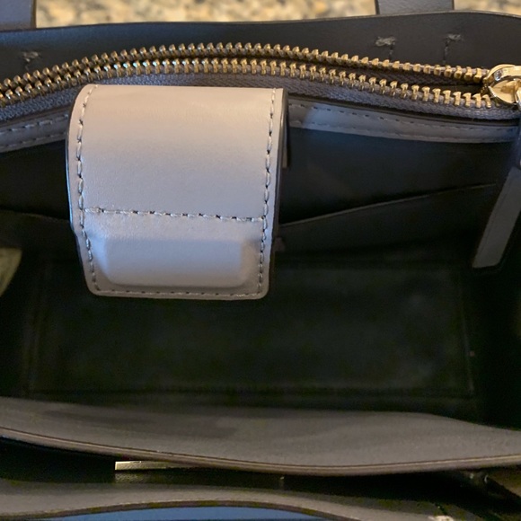 Kate Spade purse - Picture 3 of 5